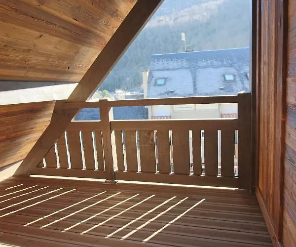 Magnifique T5 Duplex: Luxurious 4-star In