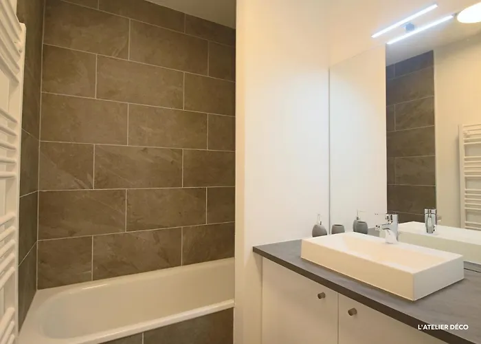 アパート Magnifique T5 Duplex De Grand Standing 120m2 Neuf Classe 4 Etoiles Pour 8 Personnes En Plein Centre De *